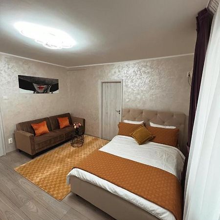 Central Apartament Яш Екстериор снимка