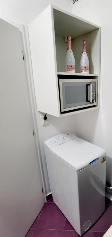 Central Apartament Яш Екстериор снимка